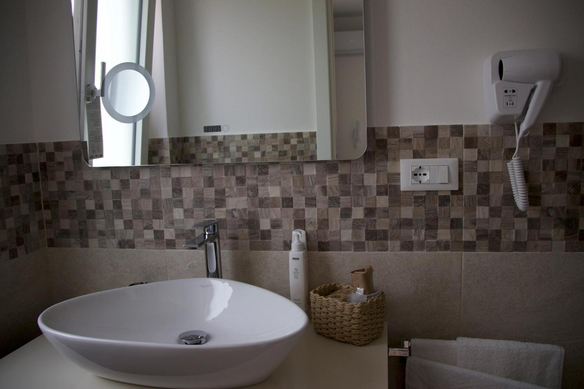 Galaxy Rooms Tropea 드라피아 외부 사진